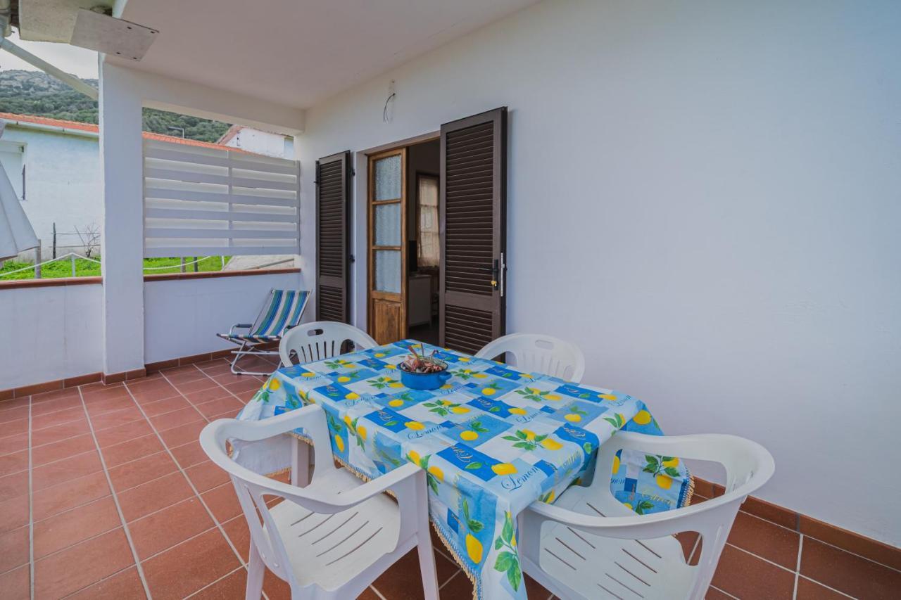 Appartamenti Casa Sant'Andrea - Goelba Exterior photo